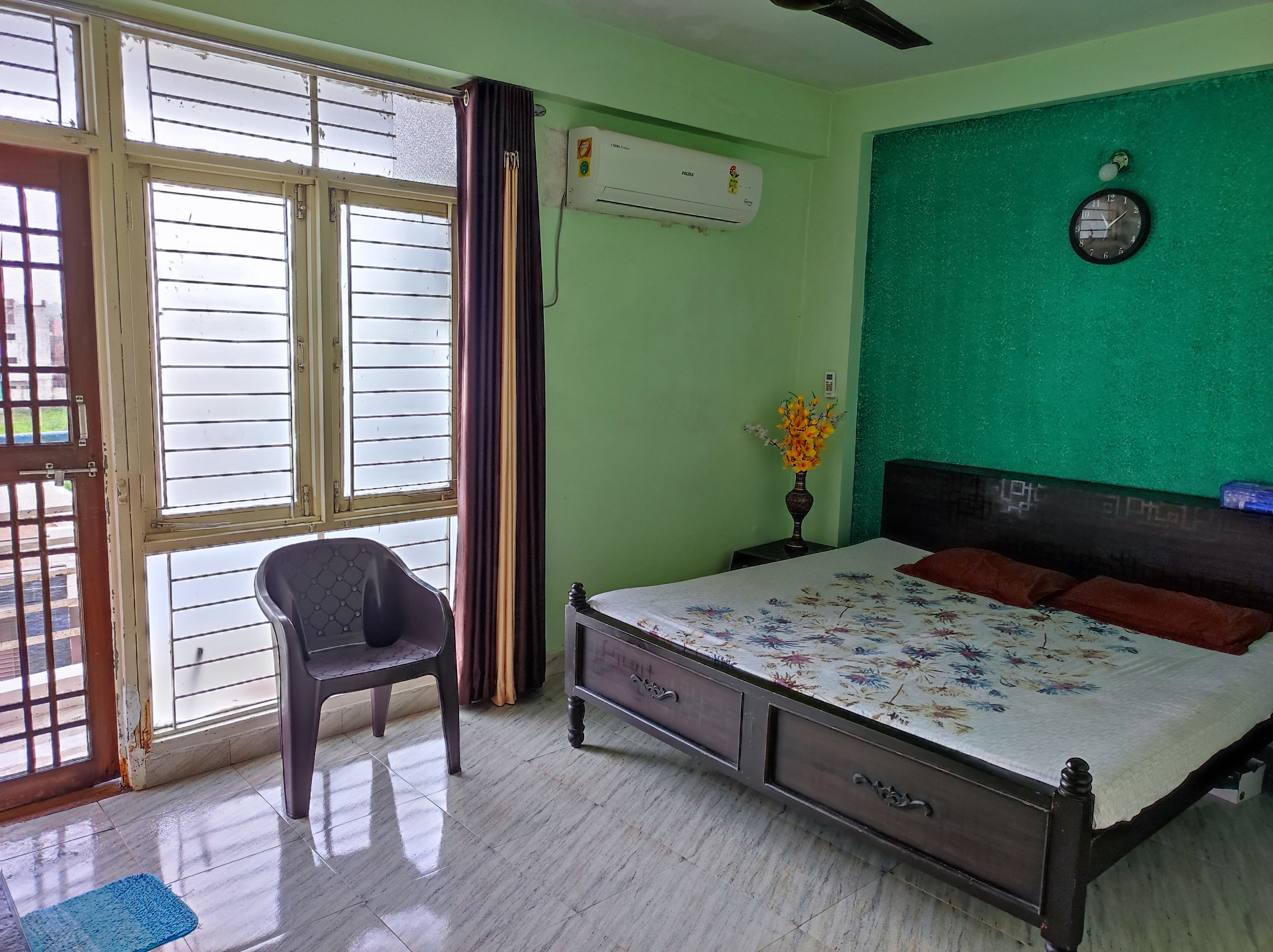 2 BHK Orchid flat — photo 25 of 42
